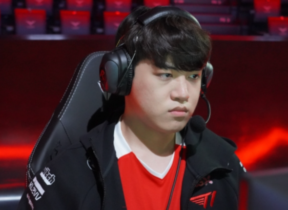 PG电子试玩-包含DFM绝地反击T1,Gumayusi惊艳世界的词条